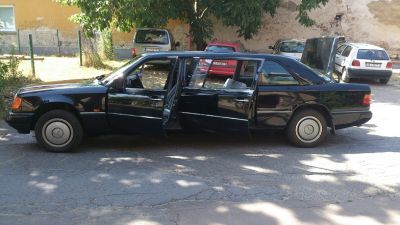 mercedes w124 230E 4 ajtos pullman jobb kormanyos