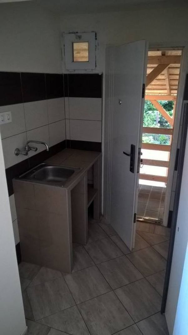 SZOBA KIAD 8, 14. s 16.ker-ben